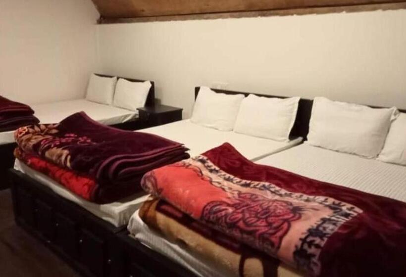 ホテル Amar Bari Happy Valley Cottages By Stayapart