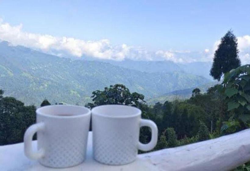 ホテル Amar Bari Happy Valley Cottages By Stayapart