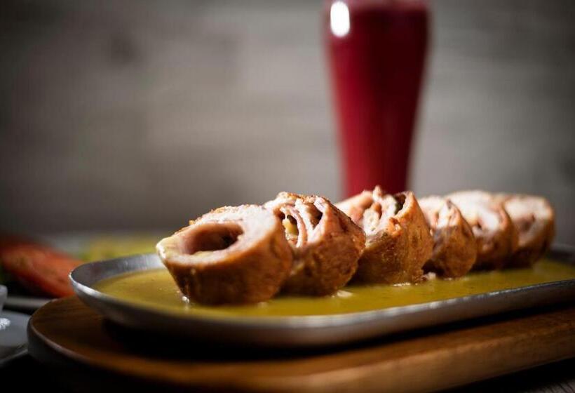 ホテル Aristo Tunja