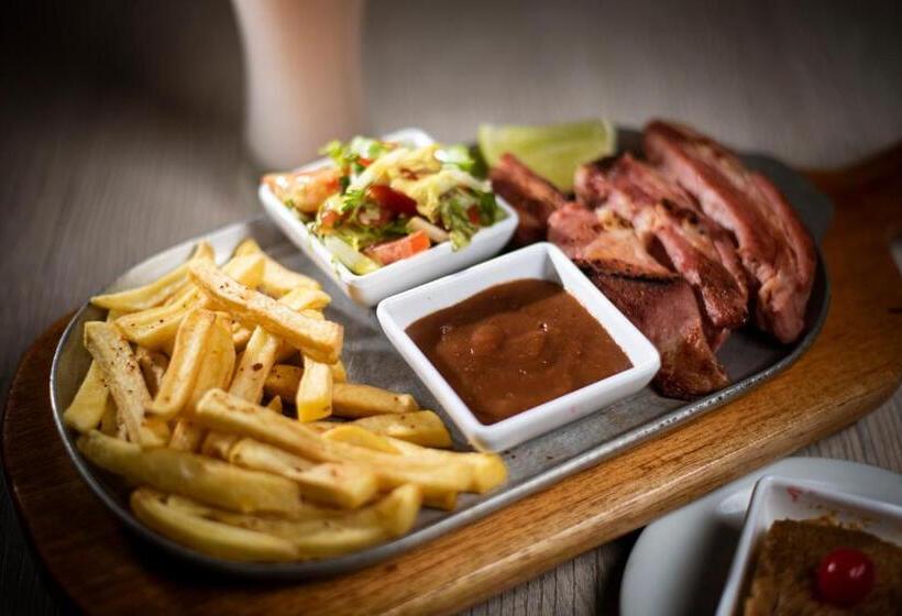 ホテル Aristo Tunja