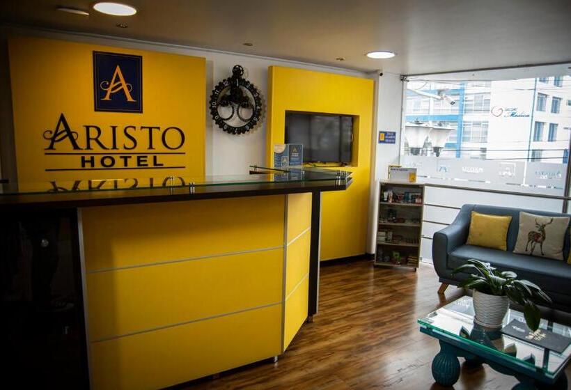 ホテル Aristo Tunja