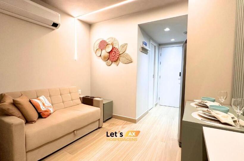 בית מלון כפרי Ax Setai Yacht