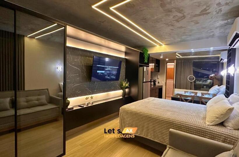 בית מלון כפרי Ax Setai Yacht