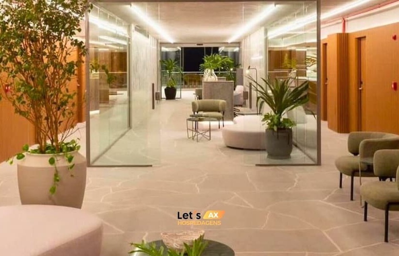 בית מלון כפרי Ax Setai Yacht