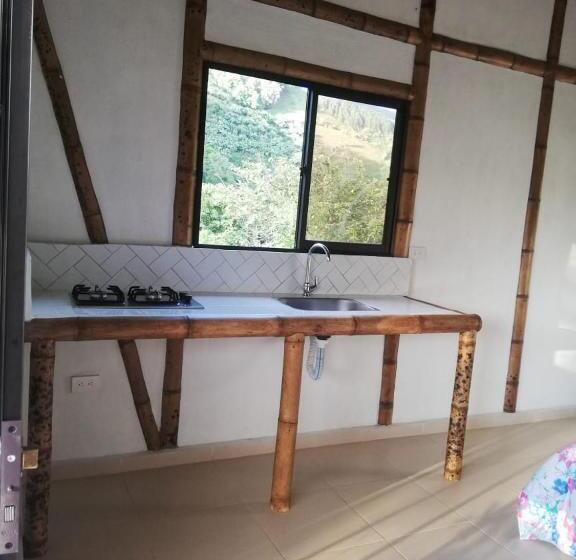 فندق Cabaña Nido De Amazilia