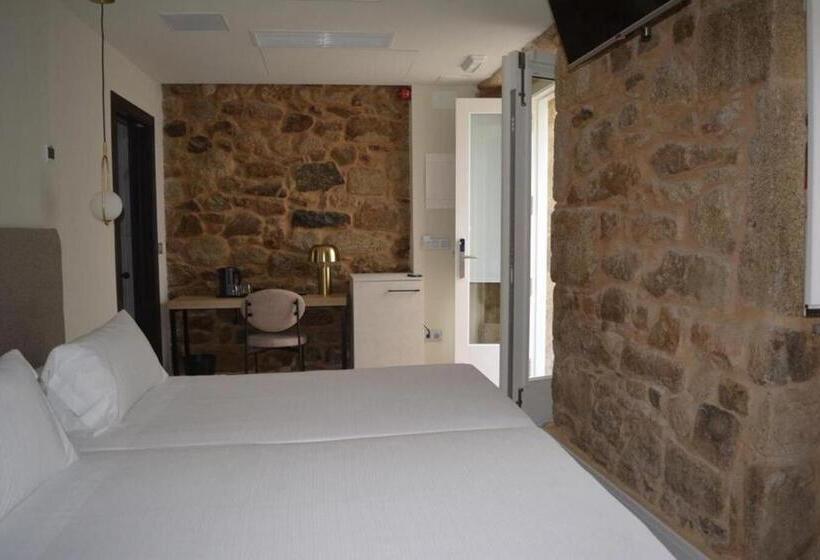 هتل Corona De Galicia Rooms