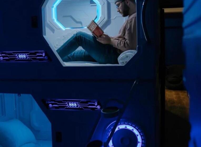 Капсульный Oтель капсула отель аэропорт актау