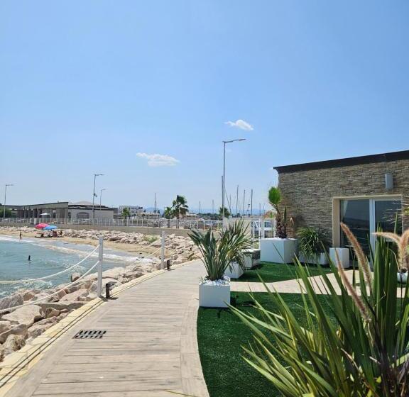 酒店 Dada Suites And Sea