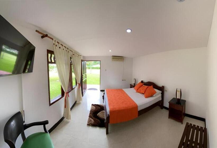 Отель Finca Campestre La Carolina