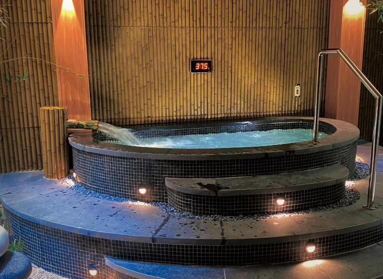 هتل Flamingo Hải Tiến