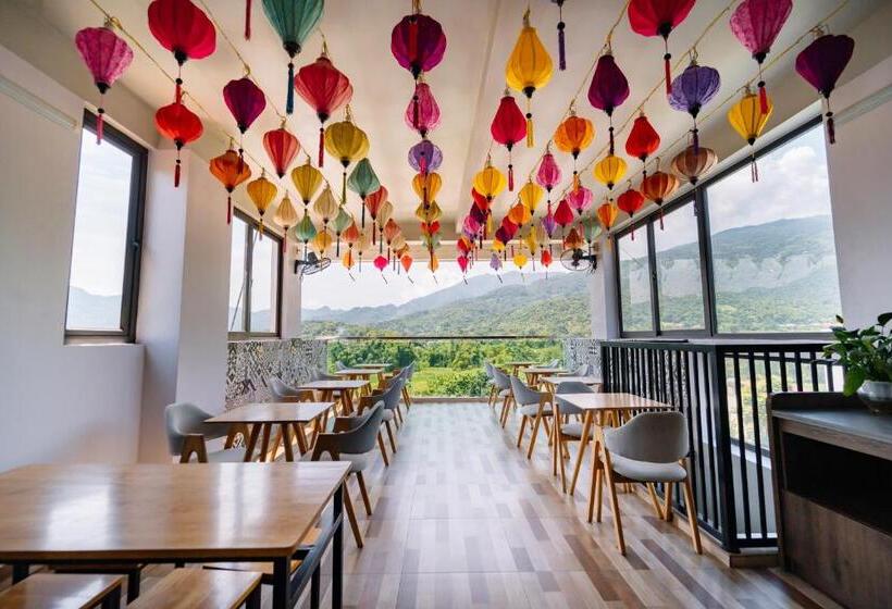 هتل Ha Giang City Hostel