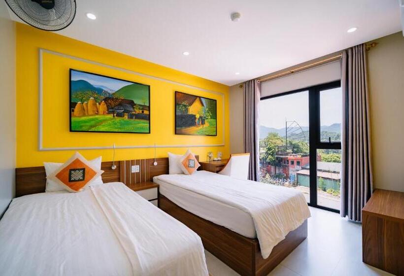 هتل Ha Giang City Hostel