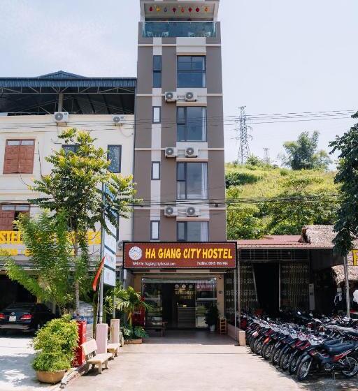 هتل Ha Giang City Hostel