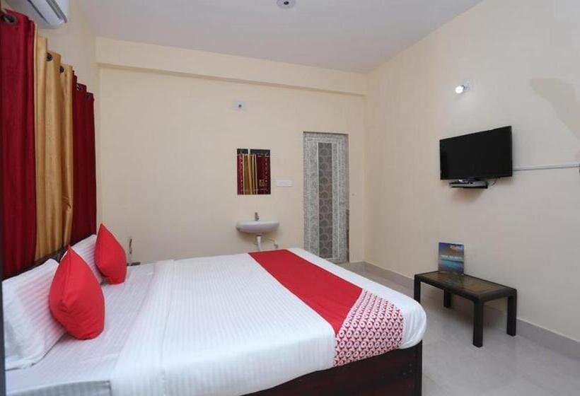 Отель Day S Inn Premium Near Kiit University & Infocity Best Seller