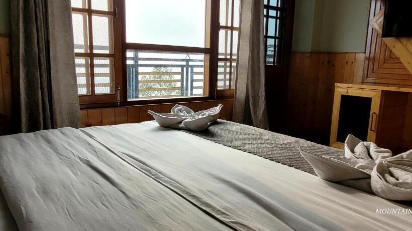 酒店 Hill View A Family