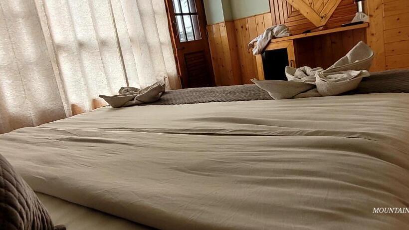 酒店 Hill View A Family