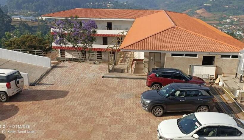 Отель Ketti Heights Resorts