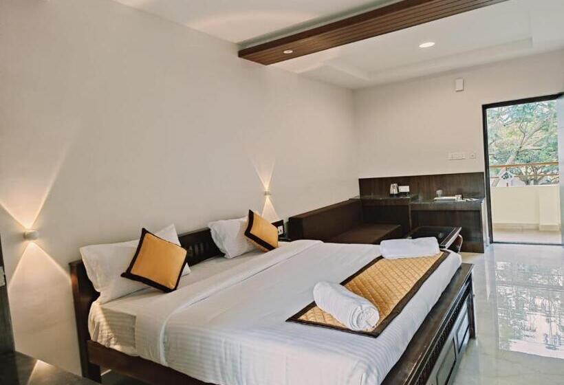 Отель Ketti Heights Resorts