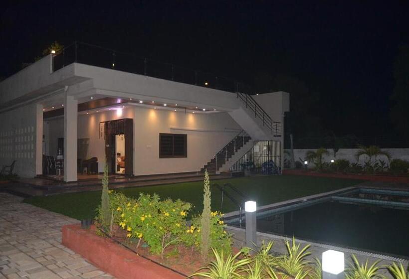 호텔 Nsg Royal Resort