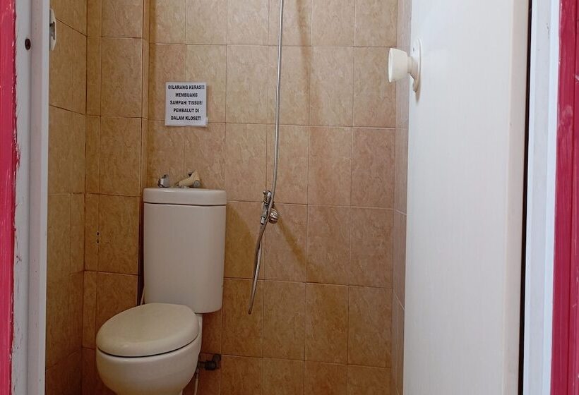 Отель Oyo 94133 Homestay Puspa Gemilang Syariah