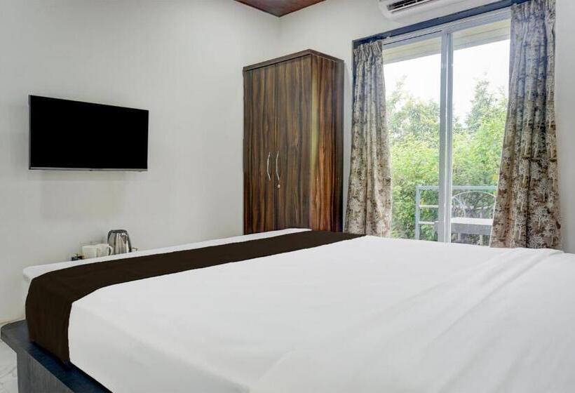 فندق Oyo Birds Valley Resort