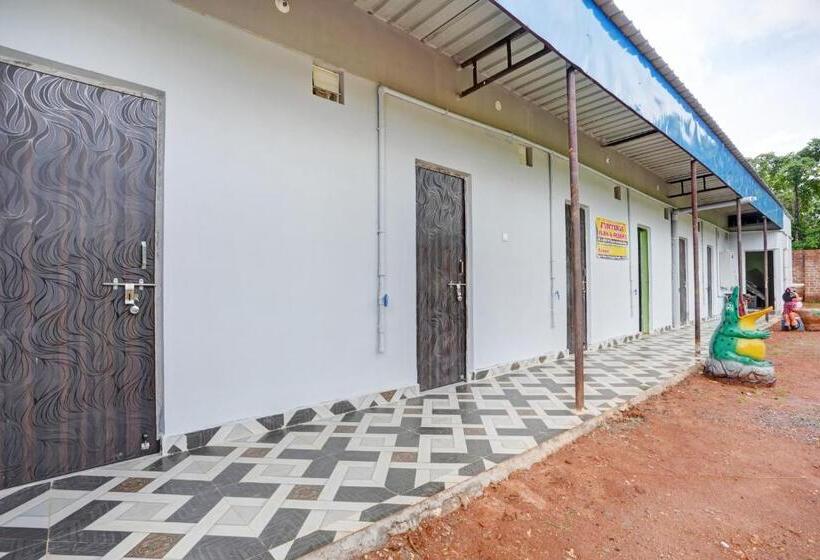 فندق Oyo Funtiniya Park And Resort