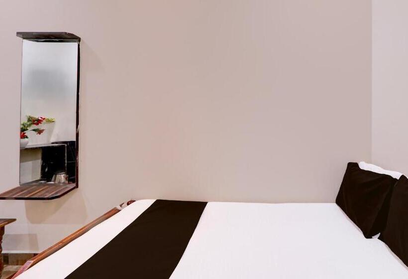 فندق Oyo Shiva Residency