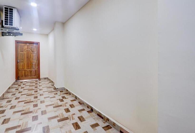 فندق Oyo Shiva Residency