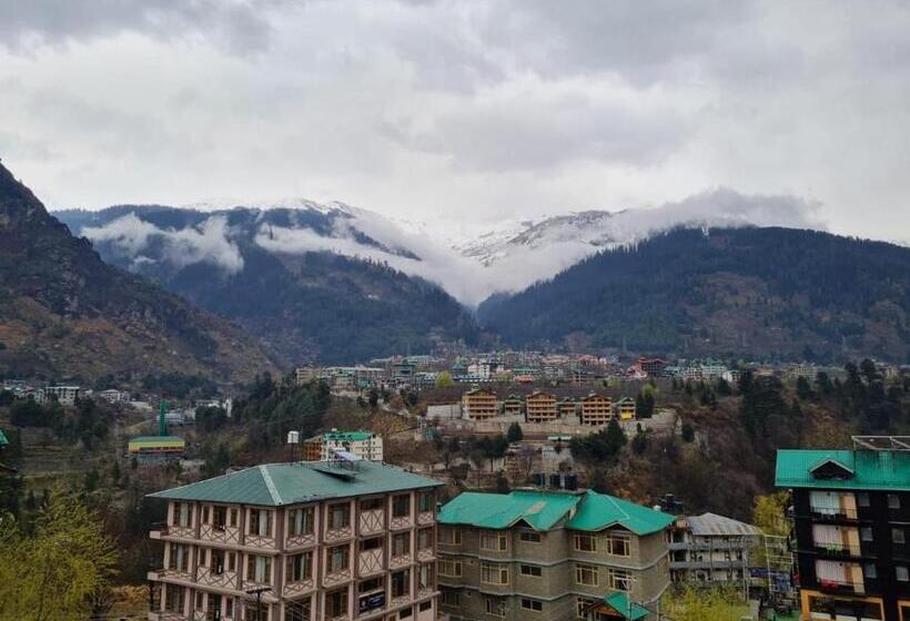 هتل Pinaak Rosett