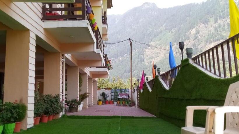 هتل Pinaak Rosett