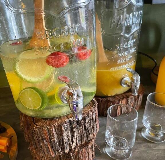 ホテル Pousada Roliúde Nordestina A 600 Metros Do Centro De Cabaceiras