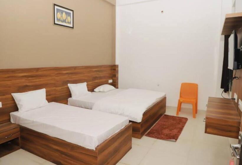 ホテル Premvan By Silverkey Hospitality