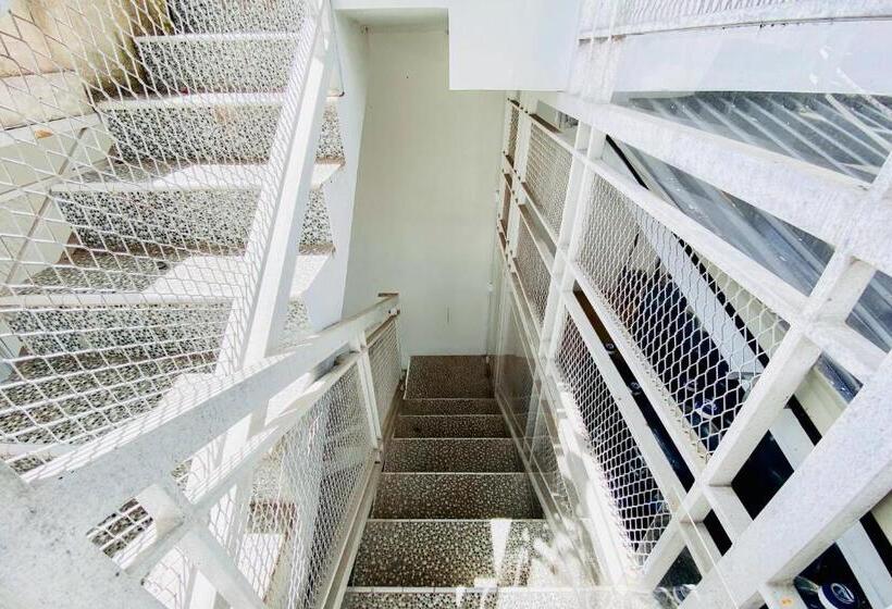 酒店 Reddoorz Syariah At Gcl Bukittinggi