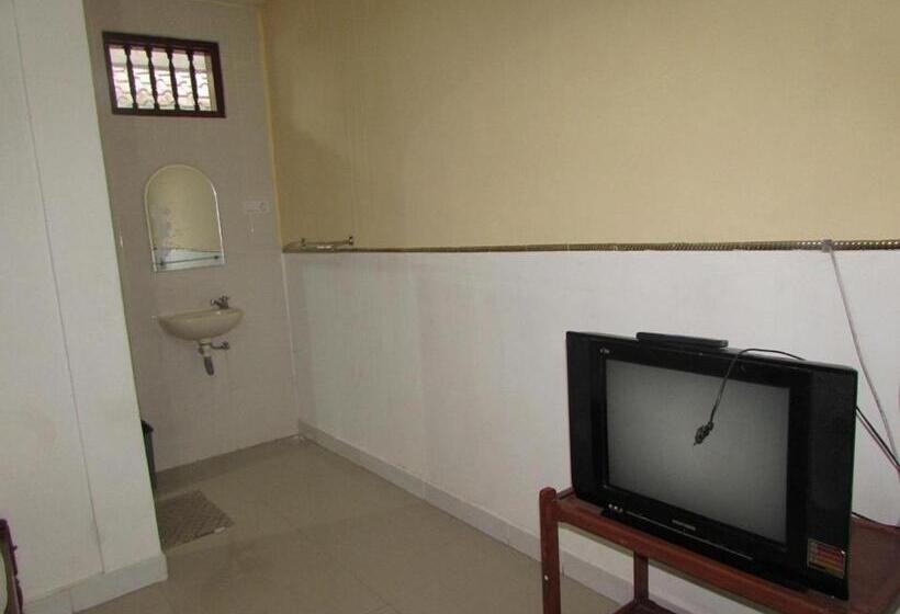 בית מלון כפרי Singasari