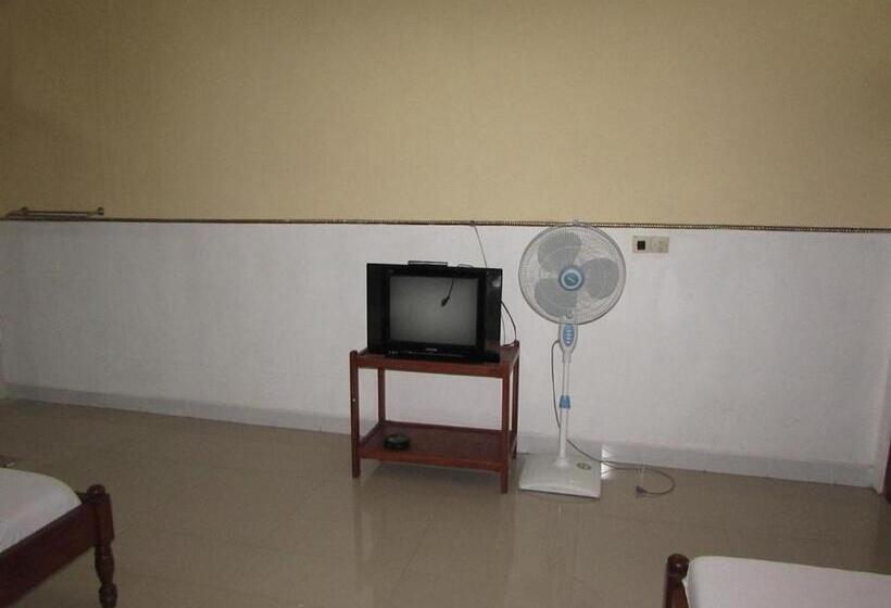 בית מלון כפרי Singasari