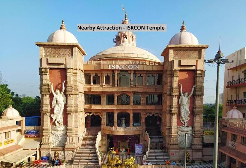 ホテル Super Townhouse Sector 51 Noida Near Iskcon Temple Noida