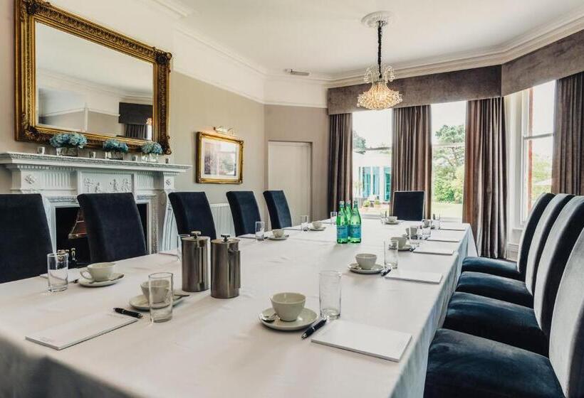 ホテル Tern Hill Hall