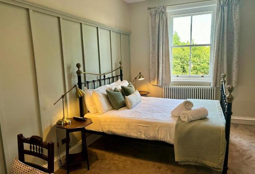 ホテル Tern Hill Hall