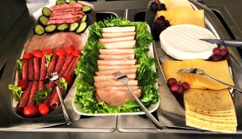 호텔 The3alpacaspieterburen