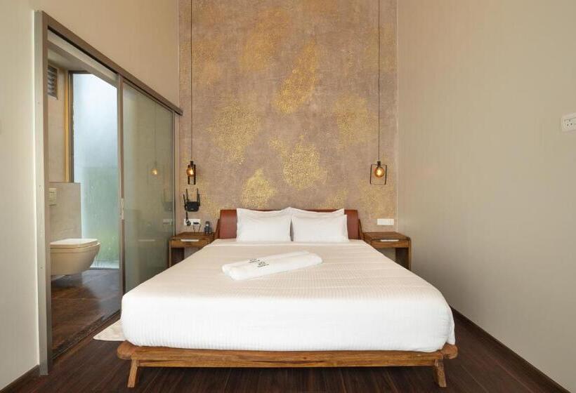 هتل Tomorrowland Farms And Suites