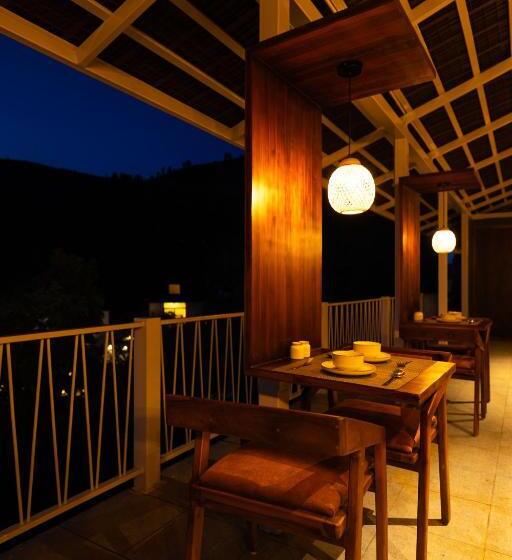 호텔 Tomorrowland Farms And Suites