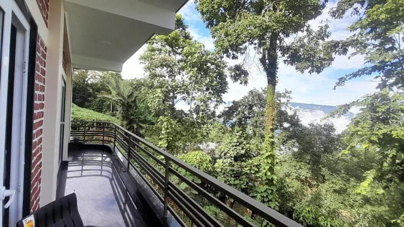 ホテル Triveni Organic Farmstay & Cafe