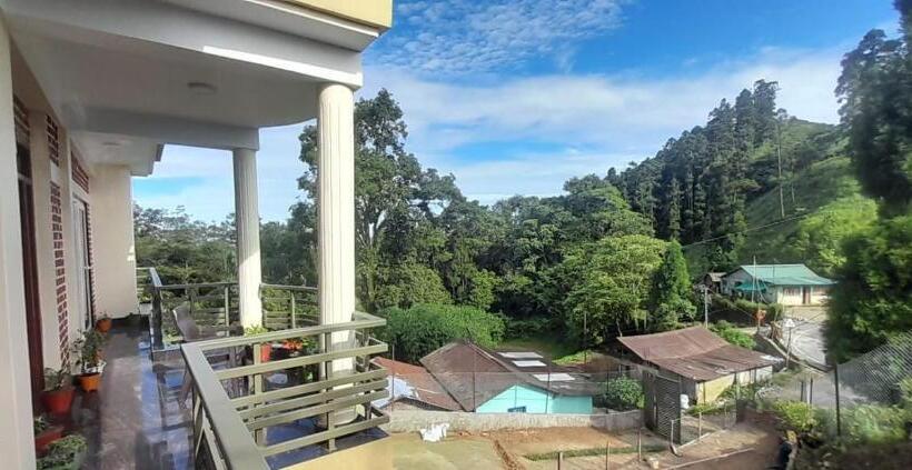 ホテル Triveni Organic Farmstay & Cafe