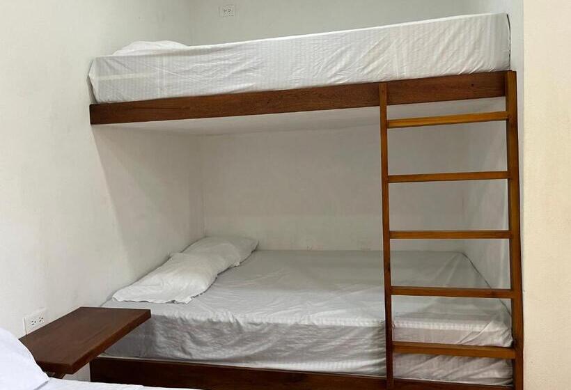 ホテル Campestre Super Piscina Villeta