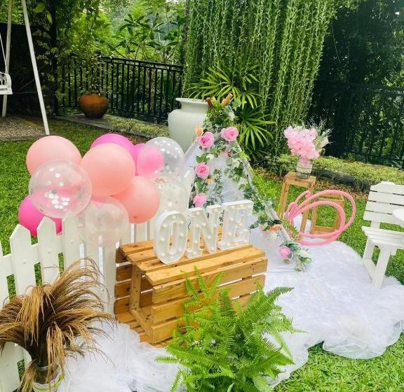 בית מלון כפרי Velapura River Garden