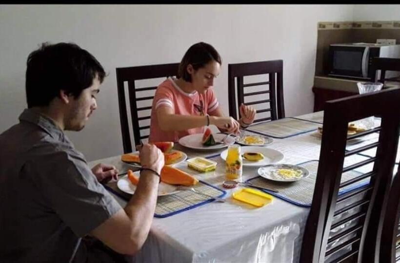 בית מלון כפרי Velapura River Garden