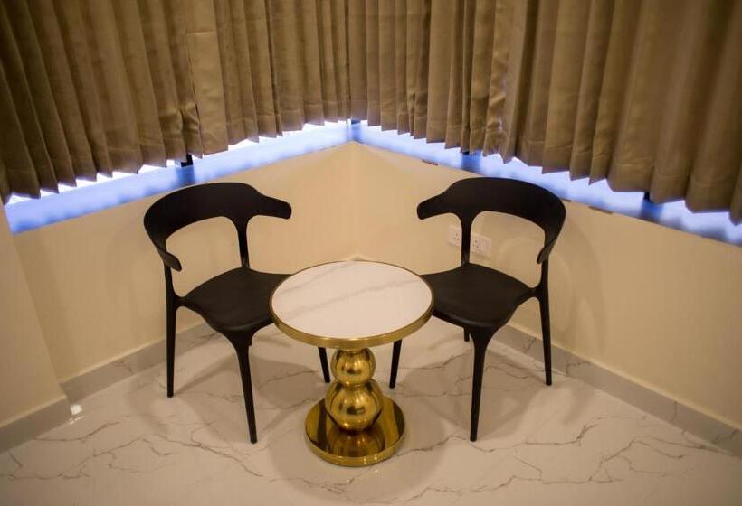 Отель Vr Paradise Inn