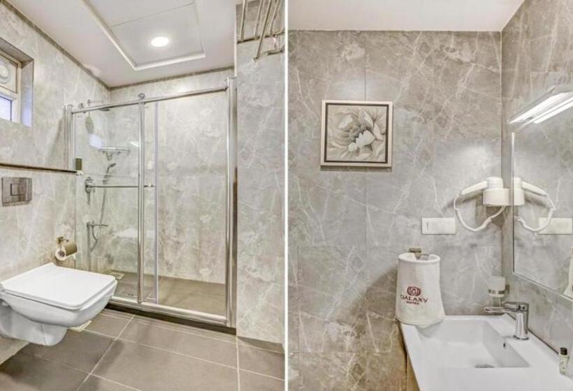 Отель White House Near Prem Mandir