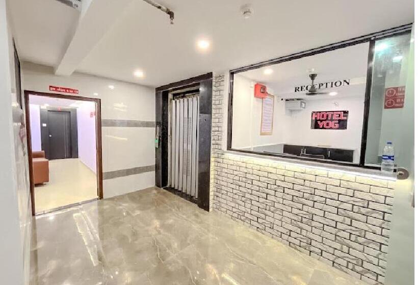 Отель Yog