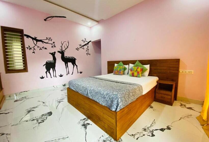 Peak Paradise Resort